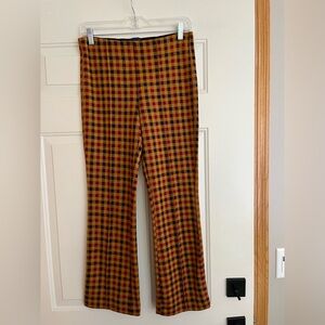 Women’s Anthropologie Maeve yellow plaid. Knit kick pull on pants. Size small